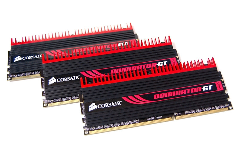 DDR3-2000MHz、CL=8-8-8-24 容量6GB（2GBx3枚セット）