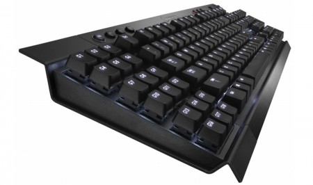 CORSAIR、Cherry赤軸採用のゲーミングキーボードなど、ゲーマー向けデバイス3機種リリース