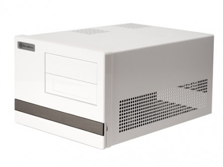 Xeon E3-1225V2とSupermicro製マザーを搭載したCube型BTO、ストーム「Storm Atlantis LT Cube XUP-1155」