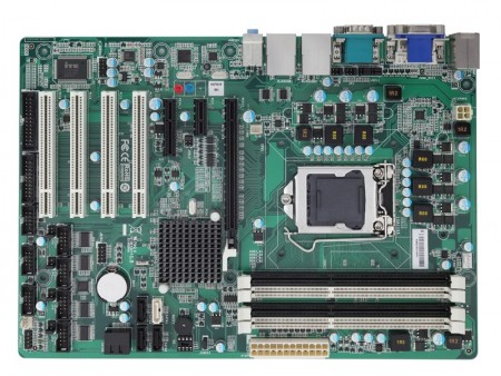 Axiomtek、PCI×4のIntel B75 Expressチップ搭載マザーボード「IMB204」