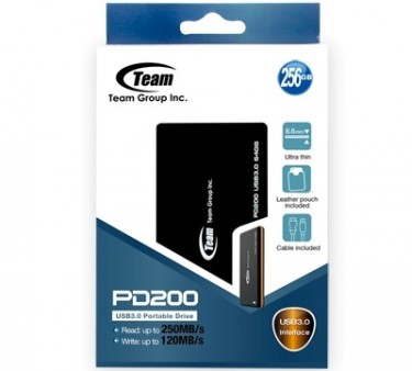 Team、厚さわずか86mmのスリムポータブルSSD「PD200」シリーズ3モデル