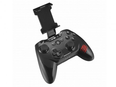 Bluetooth 4.0デュアルモード対応のゲームパッド、マッドキャッツ「C.T.R.L.R Mobile Gamepad」