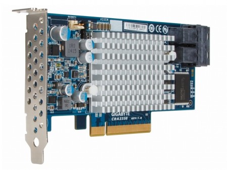 SAS 12Gbps対応のPCIe3.0（x8）拡張カード、GIGABYTE「CRA3338」