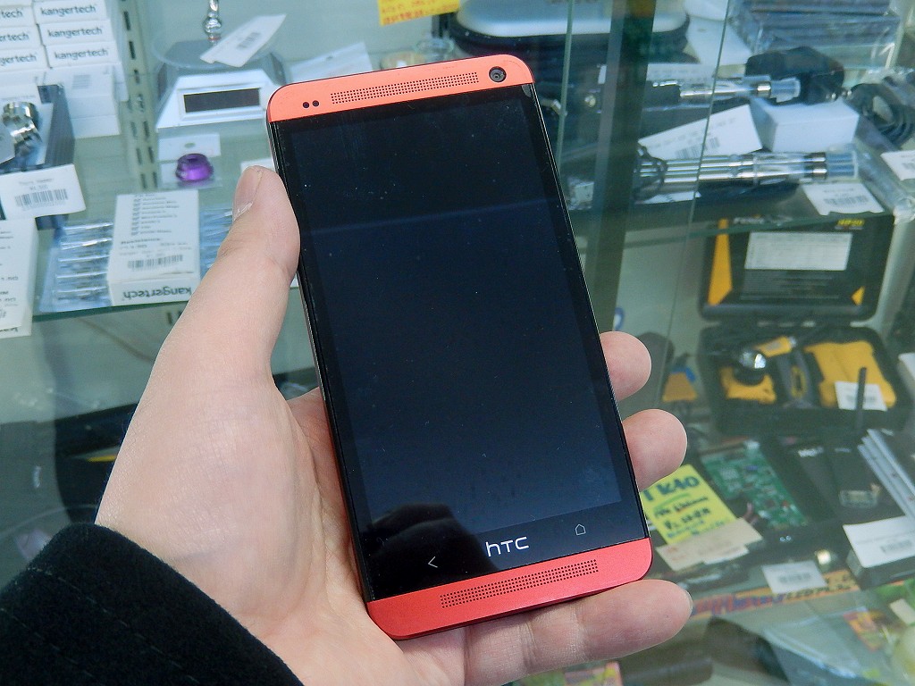 HTC J One HTL22