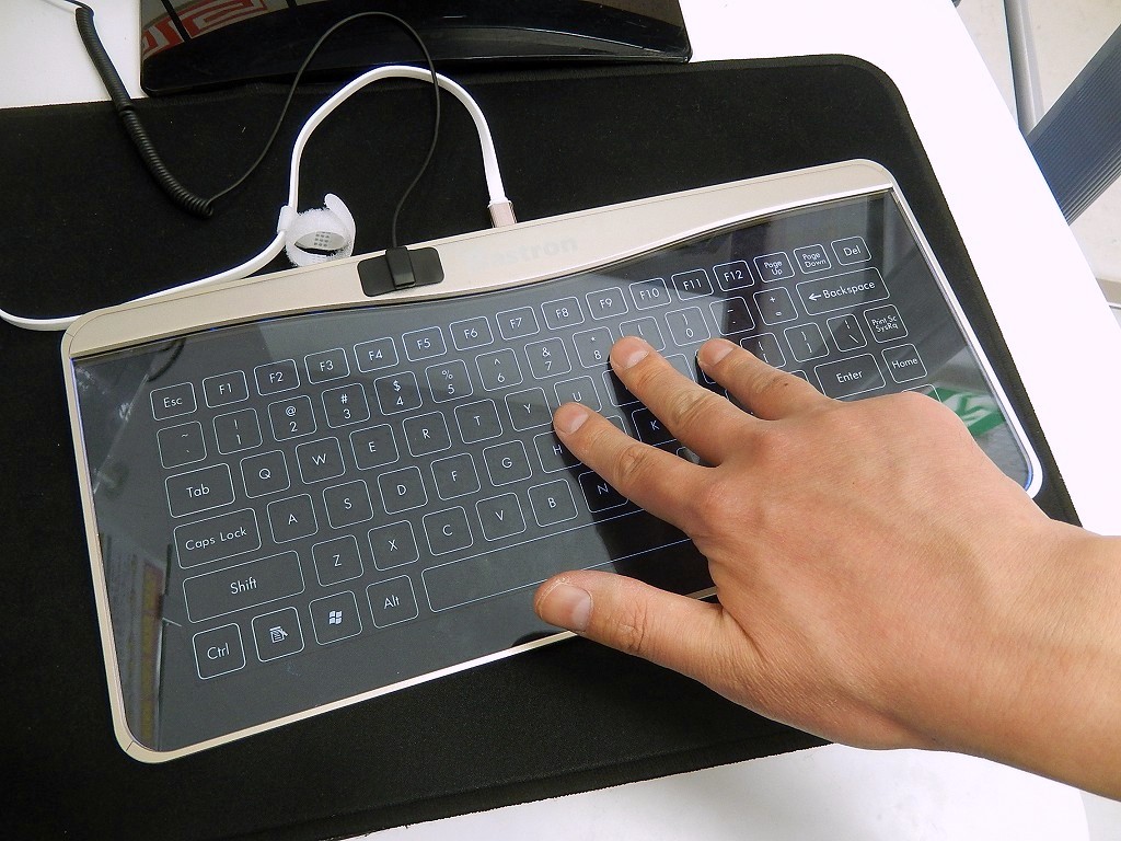 Bastron】Ultra Slim Touch Keyboard（型番B2） | cienciahoy.org.ar