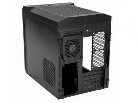 デュアルチャンバ構造の高冷却MicroATX Cube型ケース、Antec「P50