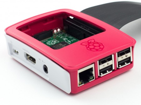 「Raspberry Pi B+/2 B」向け純正ケースが5.99ユーロで販売開始