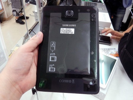 iPad Airよりスリム。世界最薄・最軽量タブレット「Galaxy Tab S2」に ...