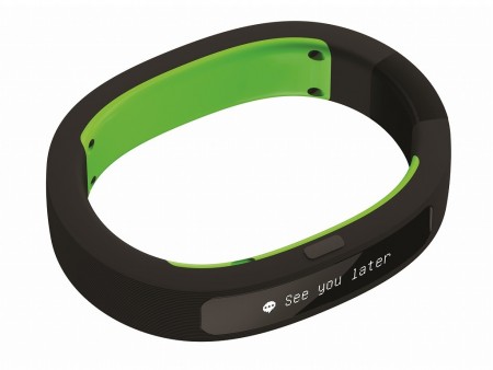 Razerのフィットネス対応スマートバンド「Razer Nabu」が一般向け販売。約100ドルで10月から出荷開始