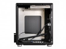 Mini-ITX対応のアルミ製コンパクトCube型ケース、Lian Li「PC-Q21