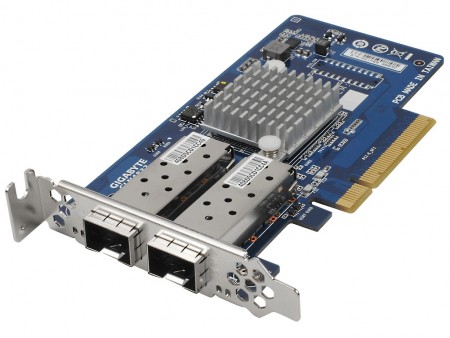 Intelチップ採用のPCIe（x8）対応10ギガビットLANカード、GIGABYTE「CLN4831 / CLN4832」