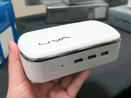 法人歓喜のWin10 Pro版＆Qi対応モデルも登場。超小型PC「LIVA」の