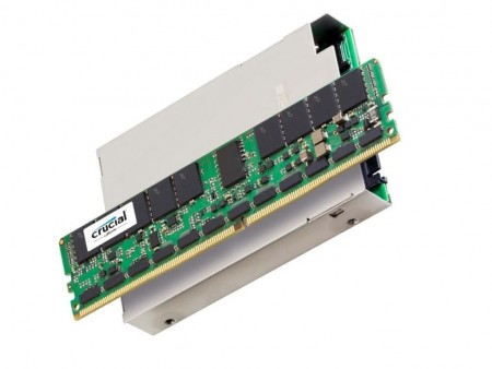 Crucial、電源損失時でもデータを維持できるDDR4 NVDIMMを発表