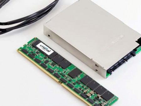 Crucial、電源損失時でもデータを維持できるDDR4 NVDIMMを発表