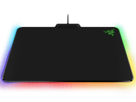 「Razer Chroma」デバイスとLED同期する布製マウスマット、Razer「Firefly Cloth Edition」