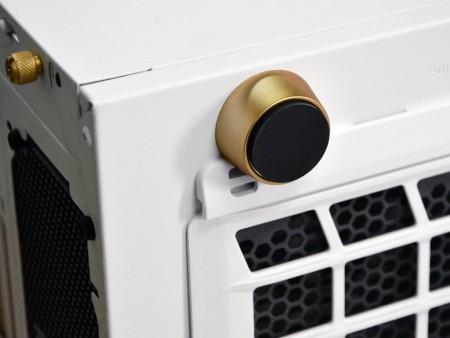 限定100台プレミアム。サイコム「Fractal Design Define R5-White/Gold Limited Edition」