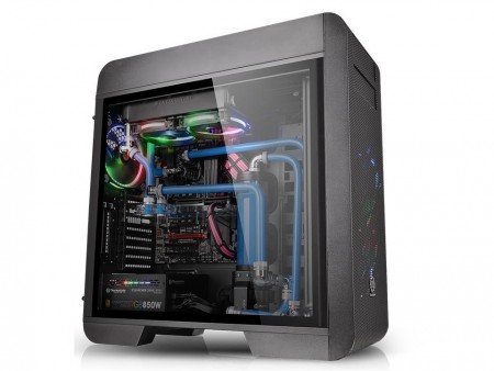 Thermaltakeの人気PCケース「Core」「Suppressor」シリーズに強化ガラスモデル登場