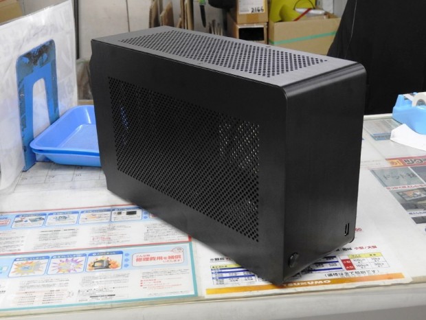 NCASE M1」より小さいハイエンドMini-ITXケース、DAN Cases「A4-SFX v2 