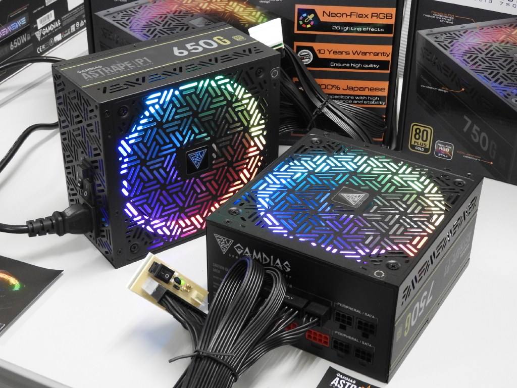 RGB LEDファン搭載の電源ユニットや水冷ユニットを続々投入。GAMDIAS製品発表会をリポート - エルミタージュ秋葉原