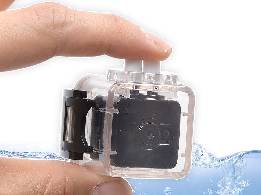 10m防水の超小型カメラ、サンコー「指でつまめる防犯サイコロ 