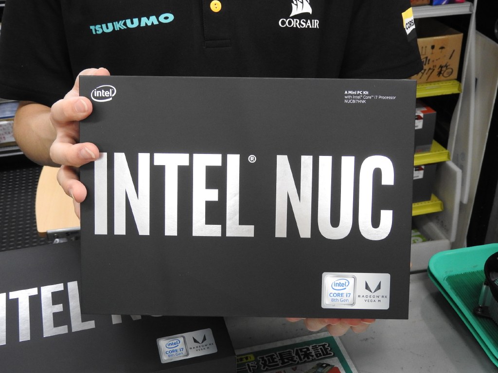 IntelとAMDがタッグを組んだ初の“Kaby Lake-G”搭載NUC「Hades Canyon