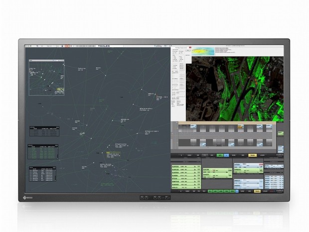 レーダー・地図・天候情報を集約。EIZO、42.5型の航空管制向け4K液晶「Raptor RP4325」