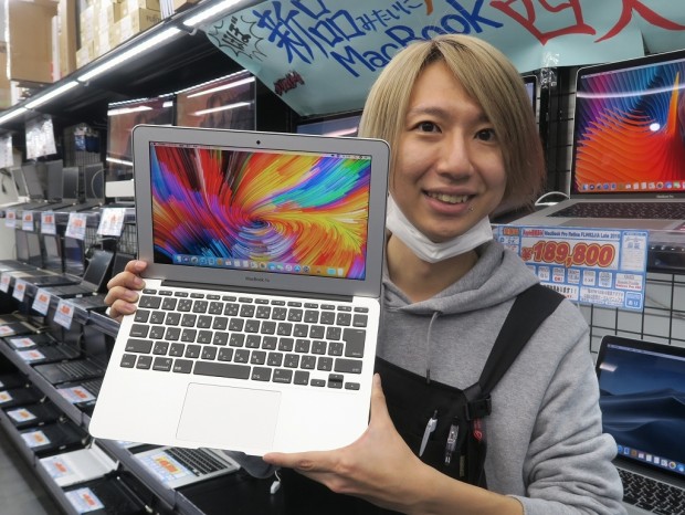 MacBook Air 11インチ (2013 mid)