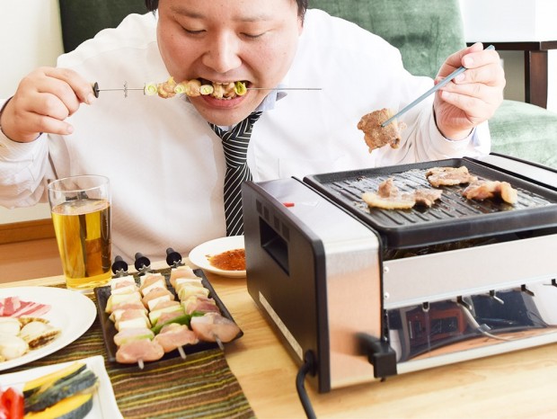 焼き鳥も焼き肉も食べたい。同時に焼ける欲張りプレート「焼き物大将」がサンコーから