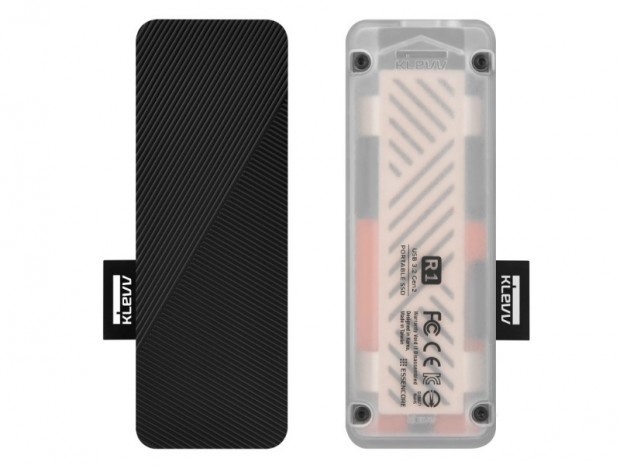 USB3.2 Gen.2対応の高速ポータブルSSD、ESSENCORE「KLEVV Portable SSD R1」