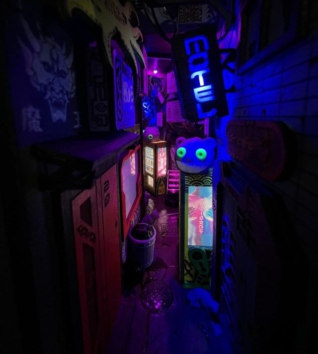 Cyberpunk_M_Alley_05_640x712