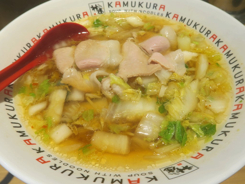 鶏鍋みたいなスープがごくごくイケる優しいラーメン 神田花岡町 どうとんぼり神座 エルミタージュ秋葉原