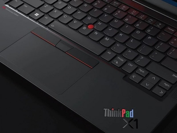 ThinkPad30周年記念の「ThinkPad X1 Carbon Gen 10 30th Anniversary Edition」が1,000台限定販売