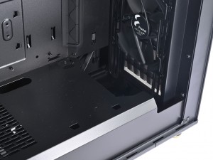 Fractal Design「North」