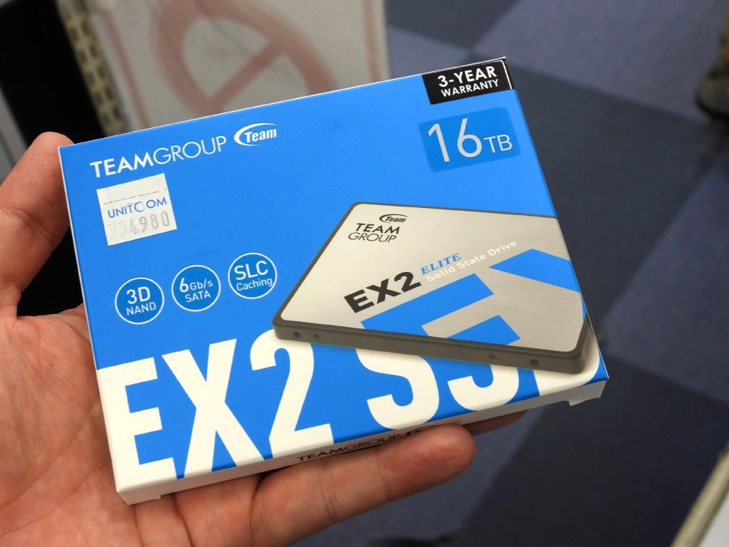 16TBの大容量2.5インチSSDがTeamから登場。価格は税込約33.5万円 - エルミタージュ秋葉原