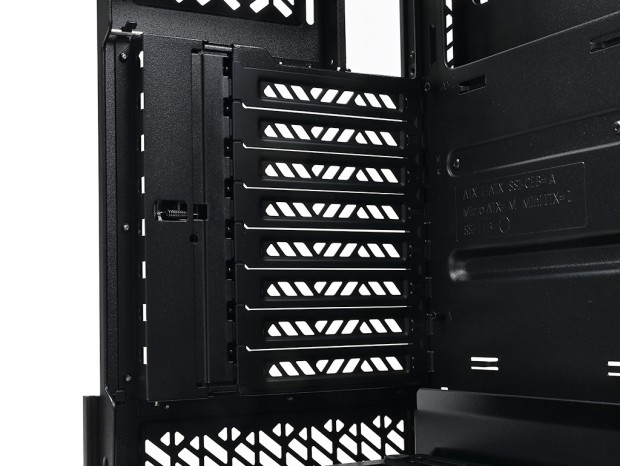 Cooler Master HAF 700