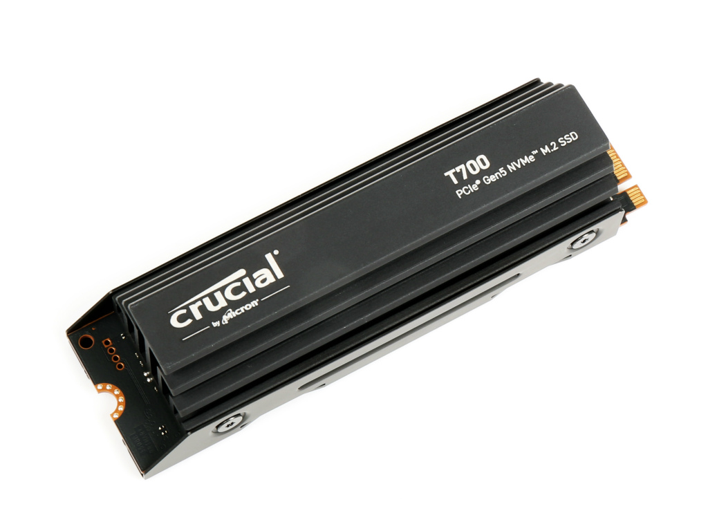 ES品からランダム書込がさらに高速化。Crucial初のPCIe 5.0 SSD「T700 ...