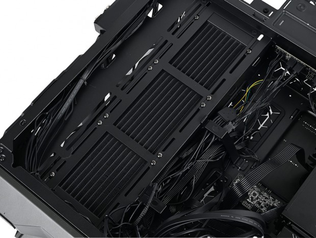 Cooler Master HAF 700