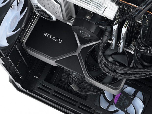 Cooler Master HAF 700