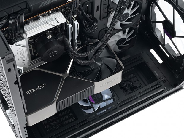 Cooler Master HAF 700