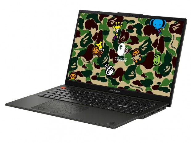 ASUS、ファッションブランド「A BATHING APE」とコラボした15.6型OLED