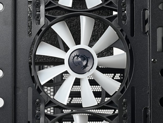 MSI MPG GUNGNIR 300R AIRFLOW