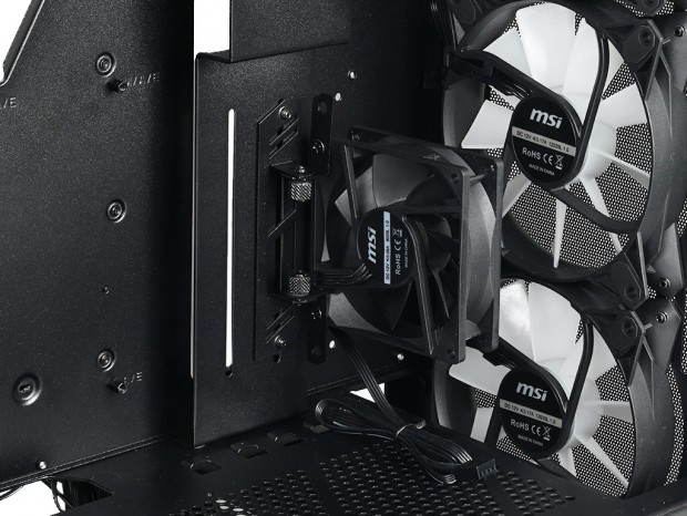 MSI MPG GUNGNIR 300R AIRFLOW