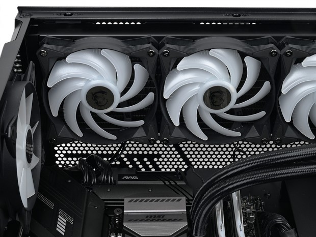 MSI MPG GUNGNIR 300R AIRFLOW