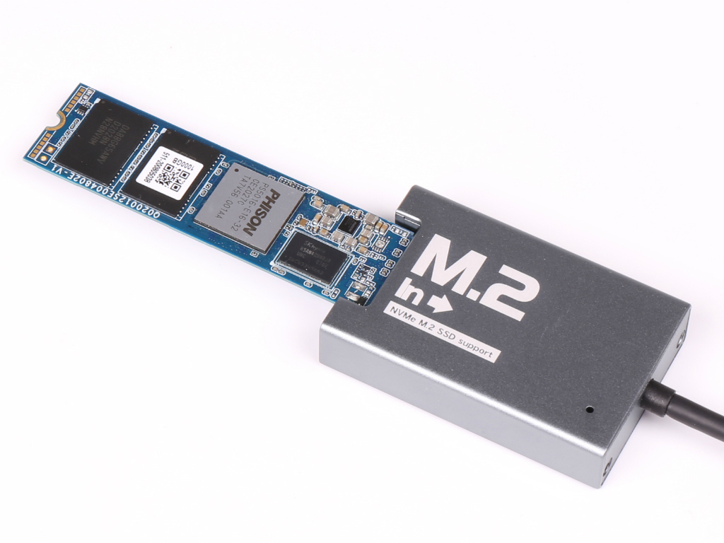 挿すだけでNVMe M.2 SSDをUSB化する、タイムリー「UD-M2IN」の使い勝手