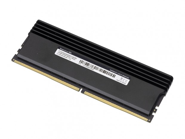 未使用品　TEAM オーバークロックメモリ　Xtreem LV DDR3-2000（2GB×2枚組）CL9-11-9-27