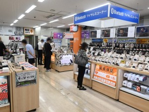 e☆イヤホン秋葉原店本館リニューアル