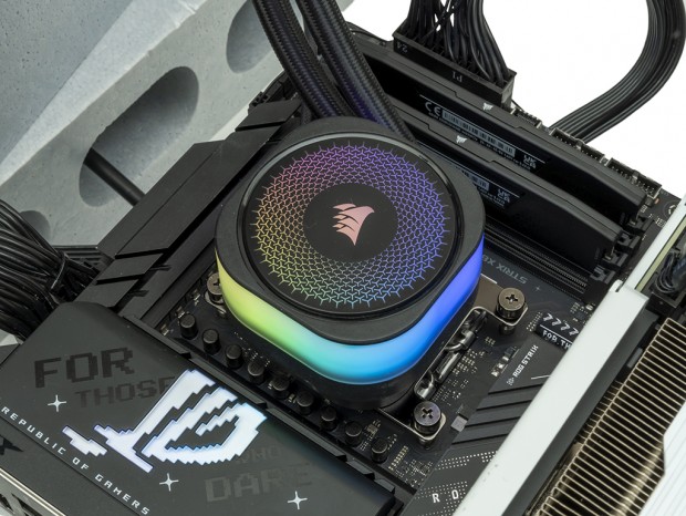 CORSAIR iCUE LINK TITAN 360 RX RGB