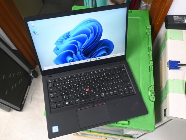 ThinkPad X1 Carbon 6th Gen