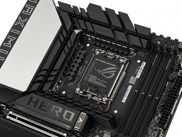 ROG MAXIMUS Z890 HERO