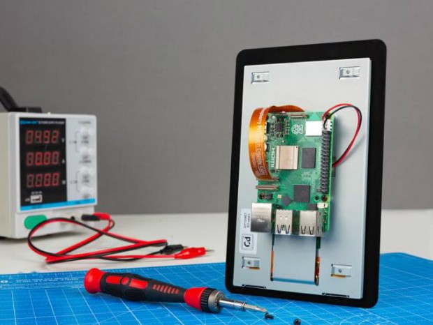 5点マルチタッチ対応のRaspberry Pi専用7型ディスプレイ「Raspberry Pi Touch Display 2」